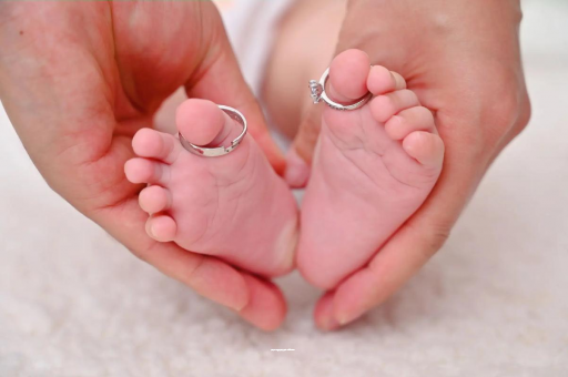 淇县胎宝宝打嗝是什么感觉